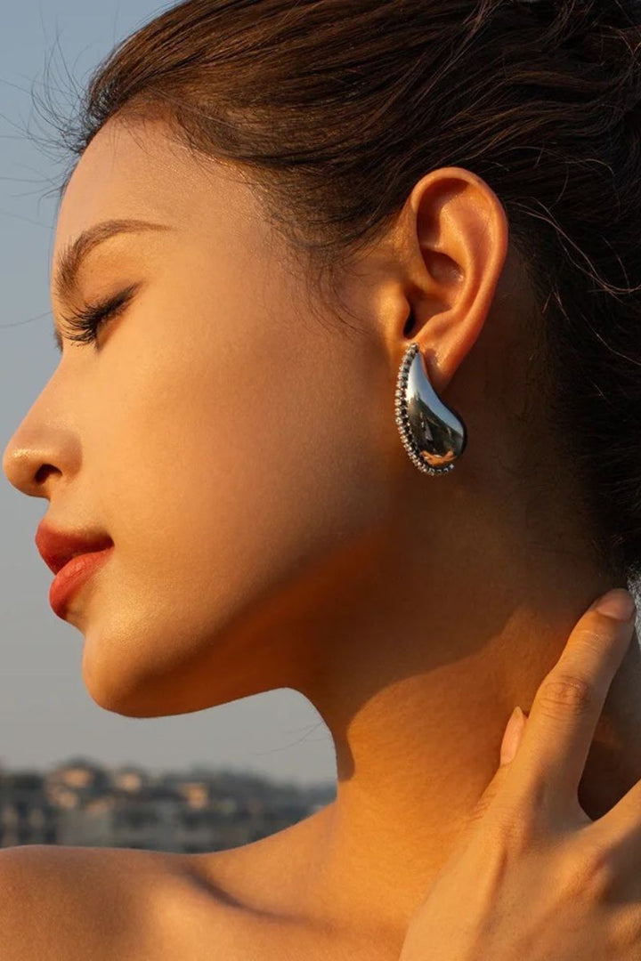 Dia Earrings