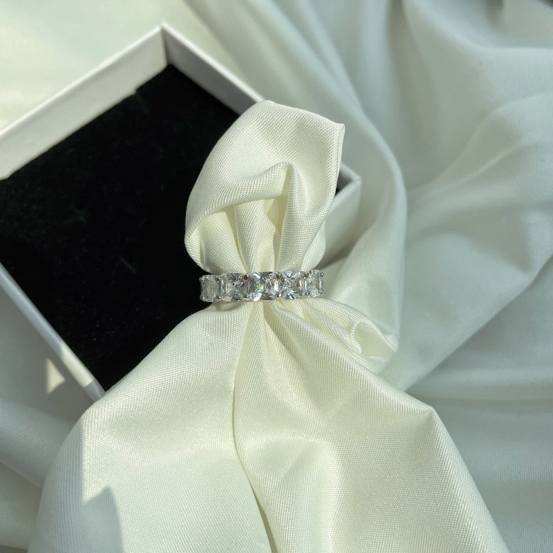 Kensington Ring (Demi-Fine)